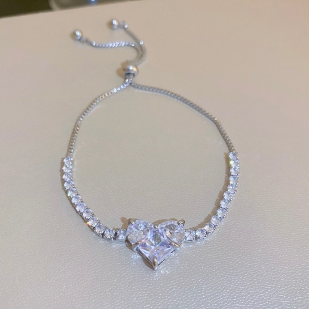 Love Heart Charm Bracelet for Women,Adjustable CZ Heart Bracelet for Girls